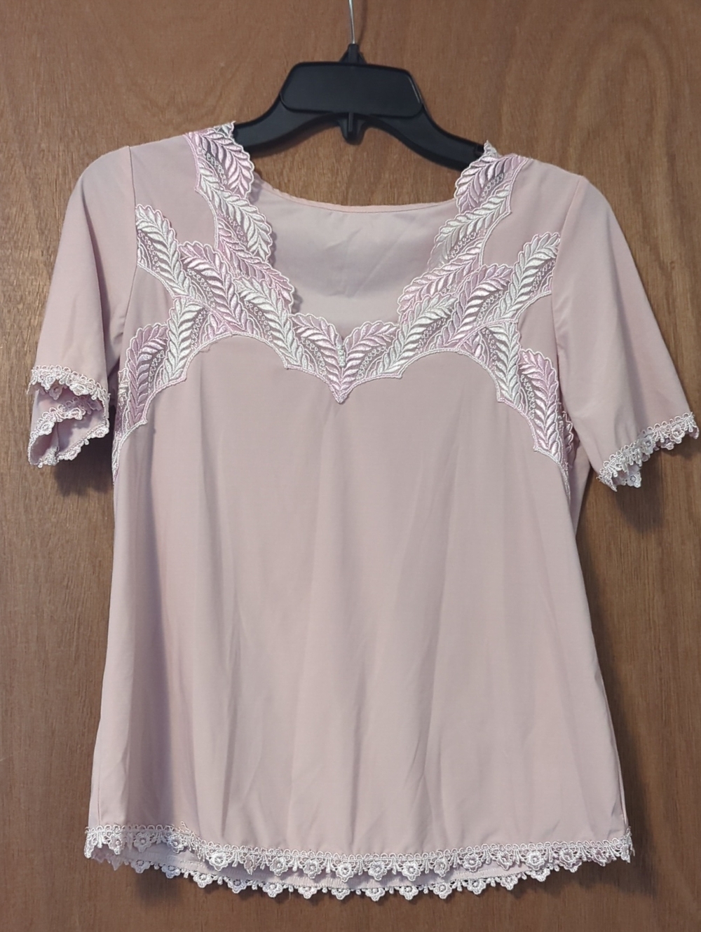 Women's Pink Lace-Trim Short Sleeve Top
